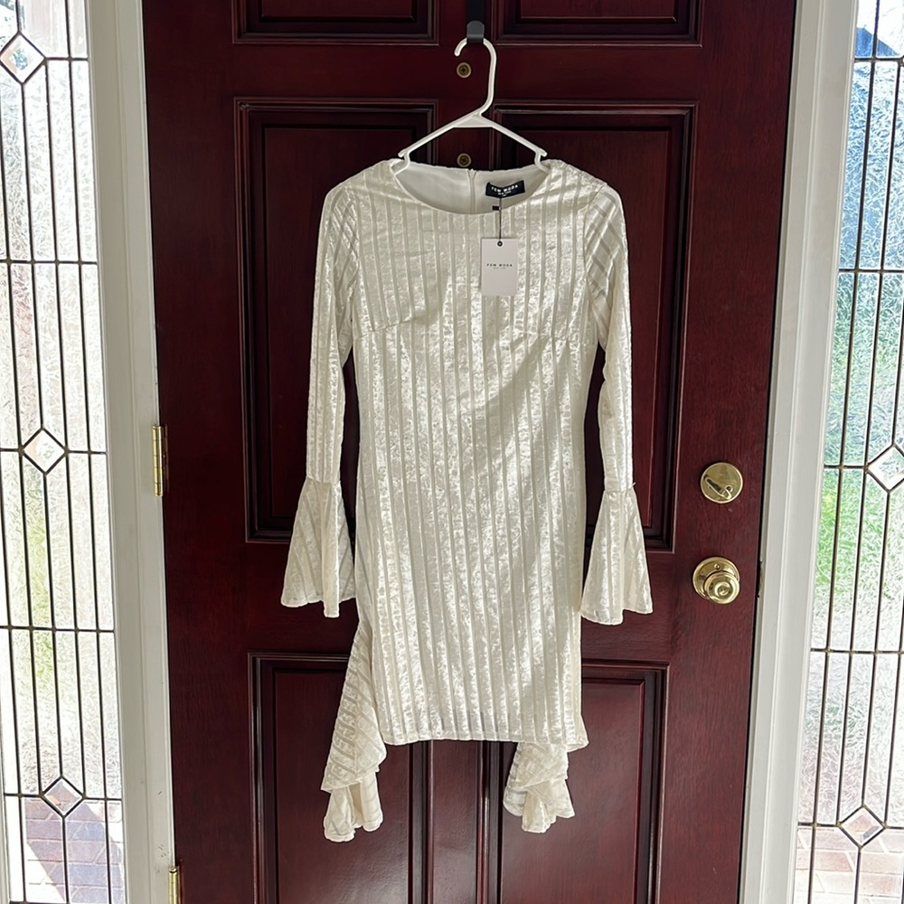 Few Moda Dress - Picture 2 of 4